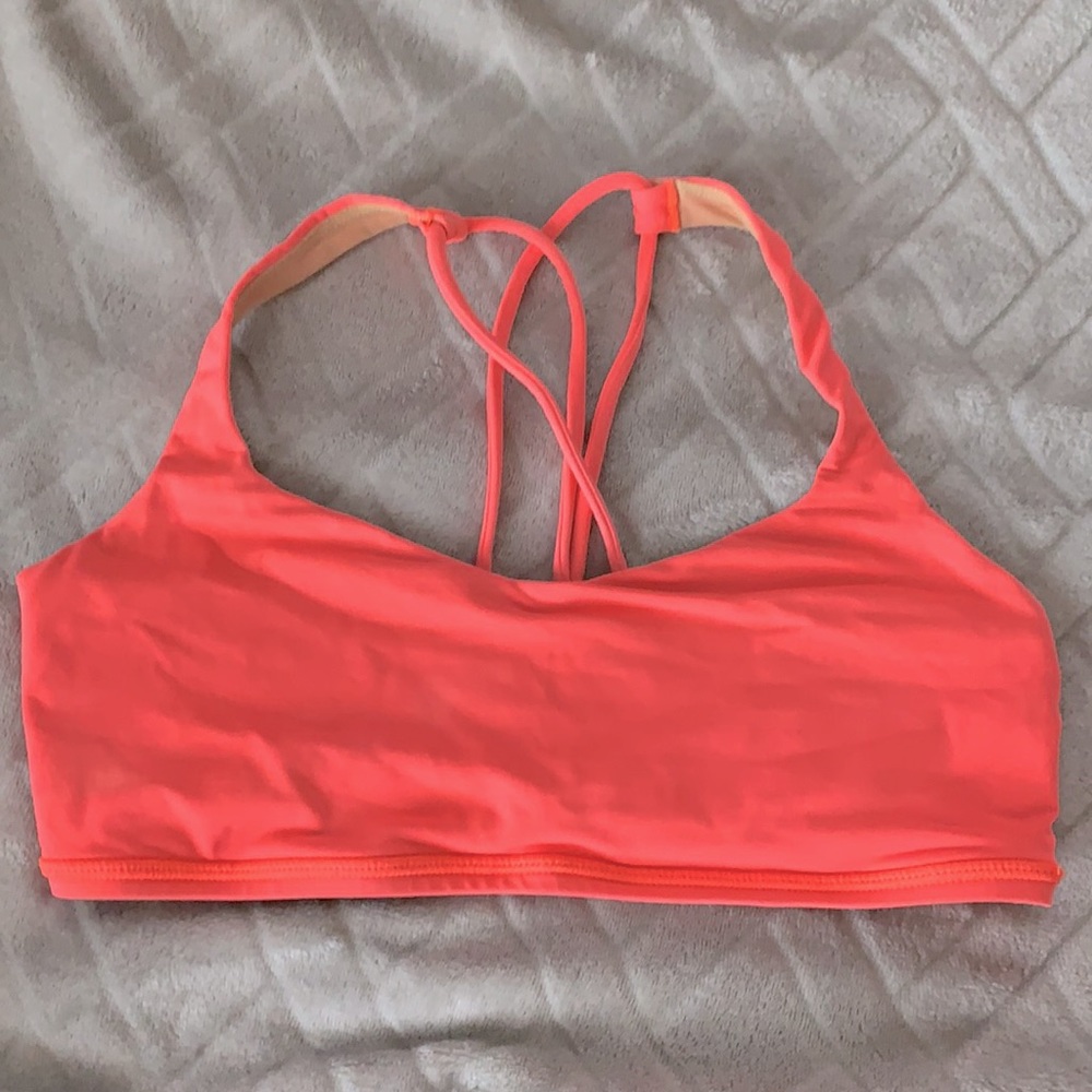 Lululemon free to be bra size 6